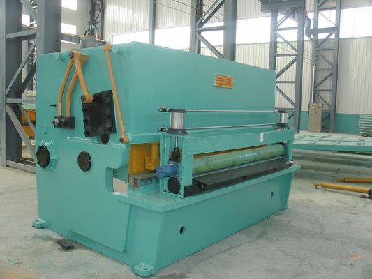 Machine de cisaillement de bobine d'acier pour une coupe lisse et précise 168KW