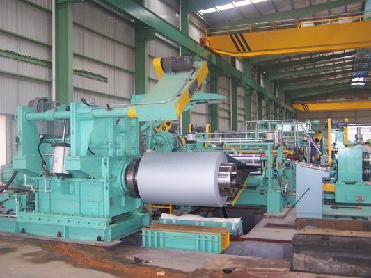 Fabrication d'usines de décoiling et de ligne de coupe à longueur pour les travaux de bobine d'acier à des prix compétitifs