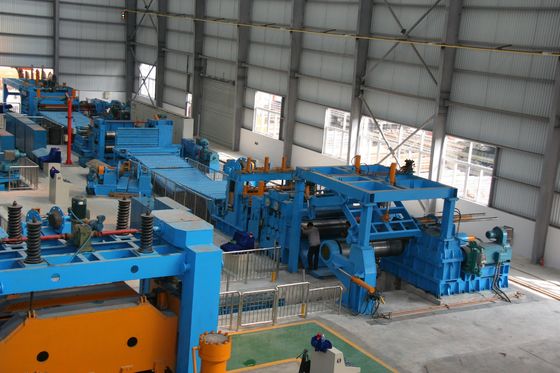 Ligne de découpe de bobine d'acier compétitive pour 28000mm*14500mm*1100mm Taille et 0-20 bandes