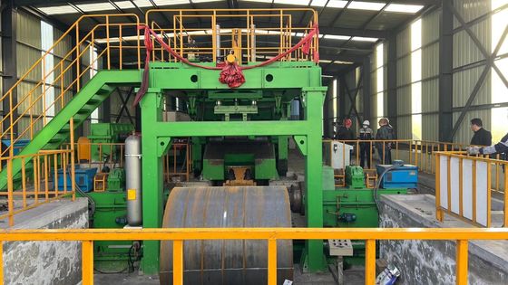 Décoiler de bobine d'acier contrôlé par PLC et couper à la ligne de longueur