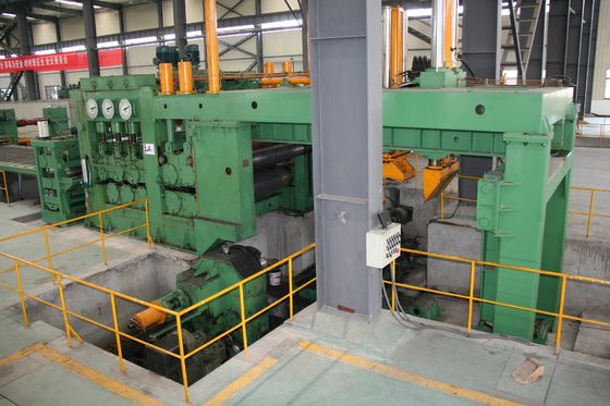 Équipement de découpe de rouleaux d'acier pour les plaques à cisaillement de longueur de 500 à 9000 mm