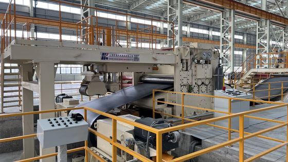 Machine de découpe de bobine d'acier à inspection vidéo avec nivelleur motorisé