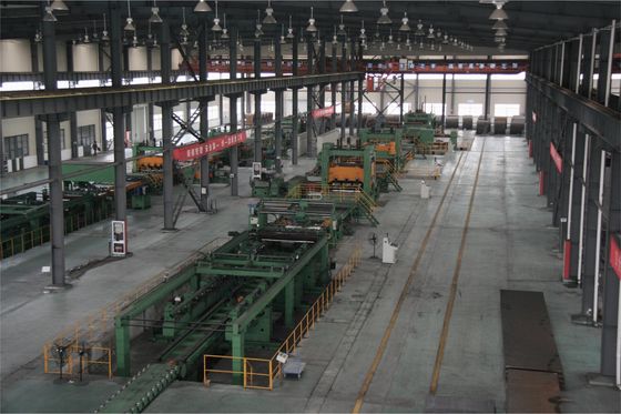 Machine de découpe de bobines d'acier à haute productivité et à vidéo-inspection