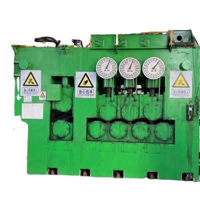 Machine de découpe de bobines d'acier à levage à haute productivité pour le défilement et le cisaillement des feuilles