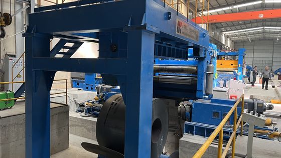 Machine de nivellement de structure en acier de poids 35 kg pour l'aplatissement et le remontage des bobines d'acier