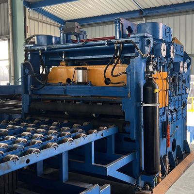 1-13 mm épaisseur du matériau Ligne de production de découpe et de levage des feuilles métalliques
