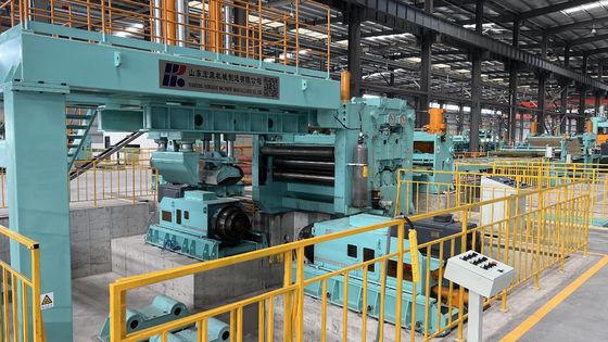 Machine de découpe de bobines métalliques pour le cisaillement et le nivellement de bobines d'acier Précision ± mm/m 1 ± mm/m