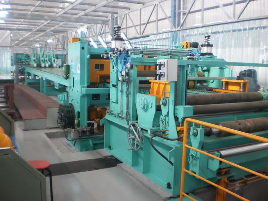 380V CNC ligne de production de levage et de cisaillement pour le redressement de bobines d'acier