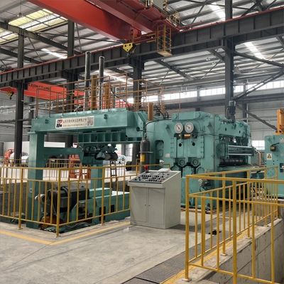 Machine de levage et de découpe transversale de plaques de 25 mm d'épaisseur avec roulement de composants de noyau stable