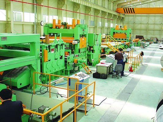 35 kg de poids de bobine d'acier aplatissant la machine de remontage de nivellement pour le nivellement et le remontage
