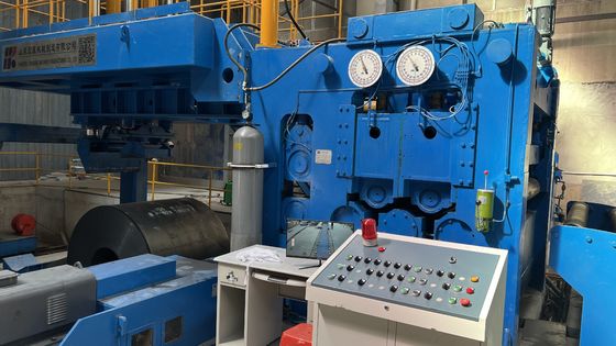 Ligne de découpe de bobine de la machine de forage horizontale pour la machine de nivellement et de redressement