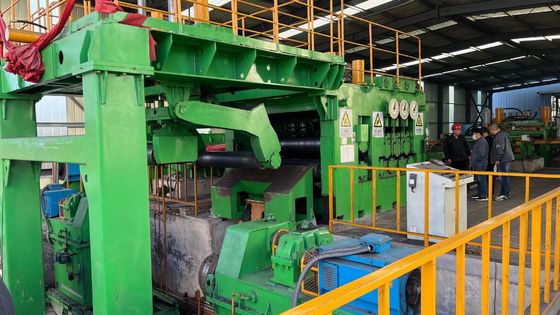 Ligne de production de décollage et de levage de tôle de 380V pour un poids de bobine de 35 tonnes