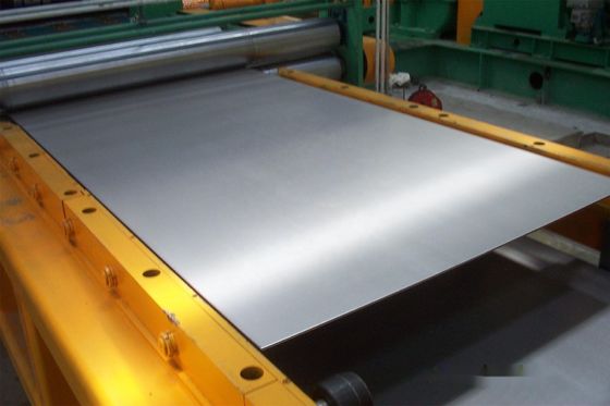 Ligne d'empilage de découpage de bobine d'acier avec composants de base de pompe 380V