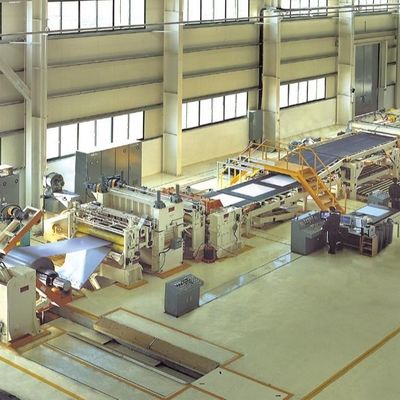 Ligne de production de cisailles mobiles pour le nivellement de haute précision Poids de bobine 28T