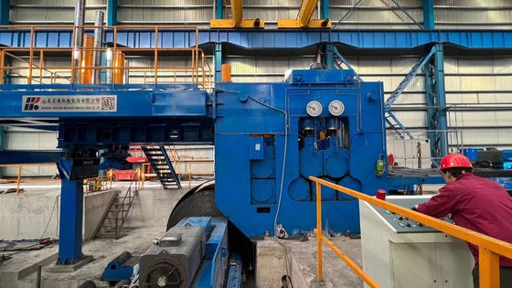Ligne de production de découpe et de levage de tôles métalliques pour la fabrication automobile